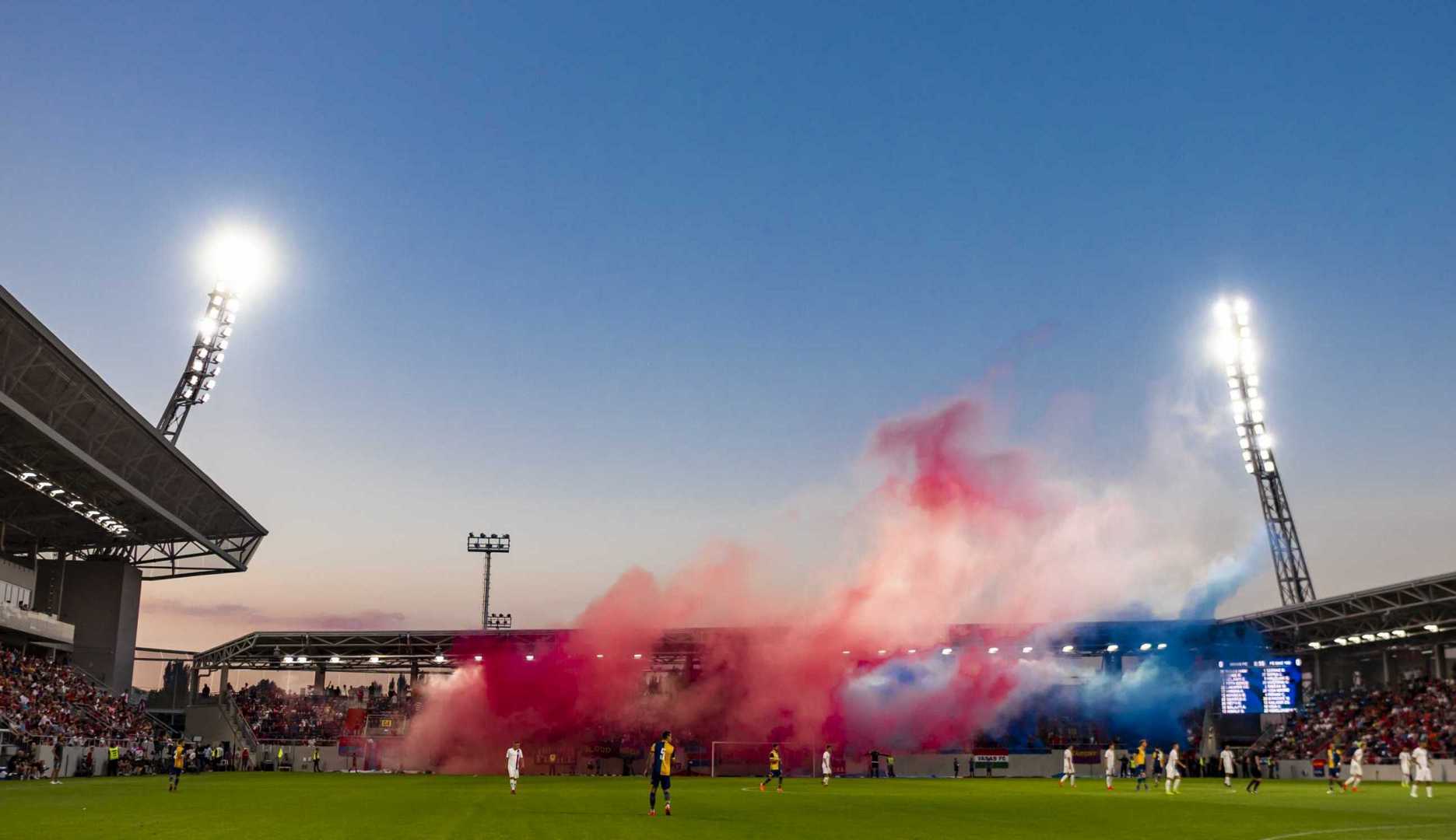 Kancellár a kispadon (Vasas stadion)