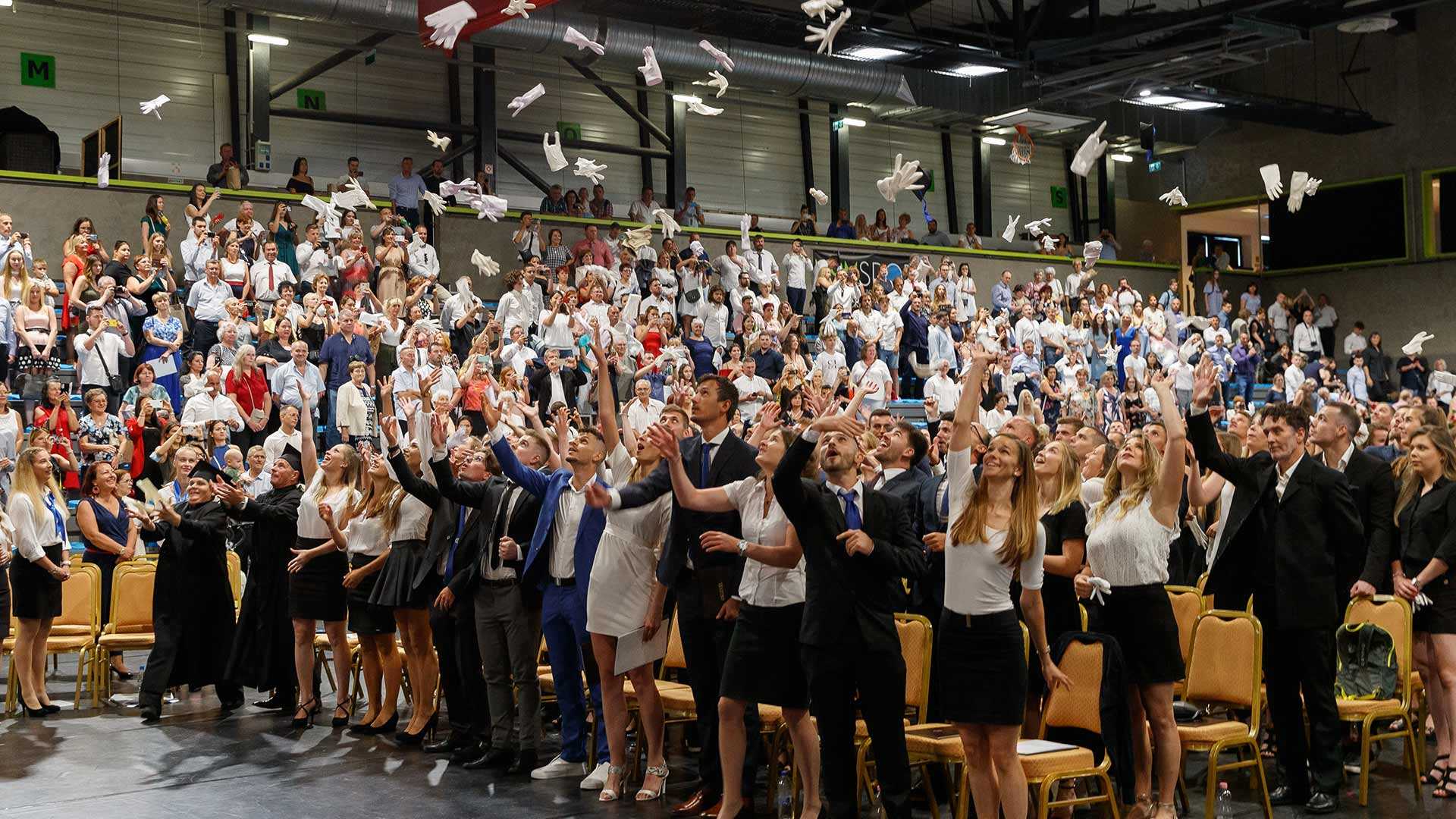 Újra diplomaosztó a Testnevelési Egyetemen!