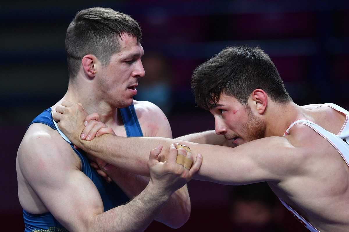 Új vizekre evezett a TE-n végző birkózó olimpiai bajnok Lőrincz Tamás