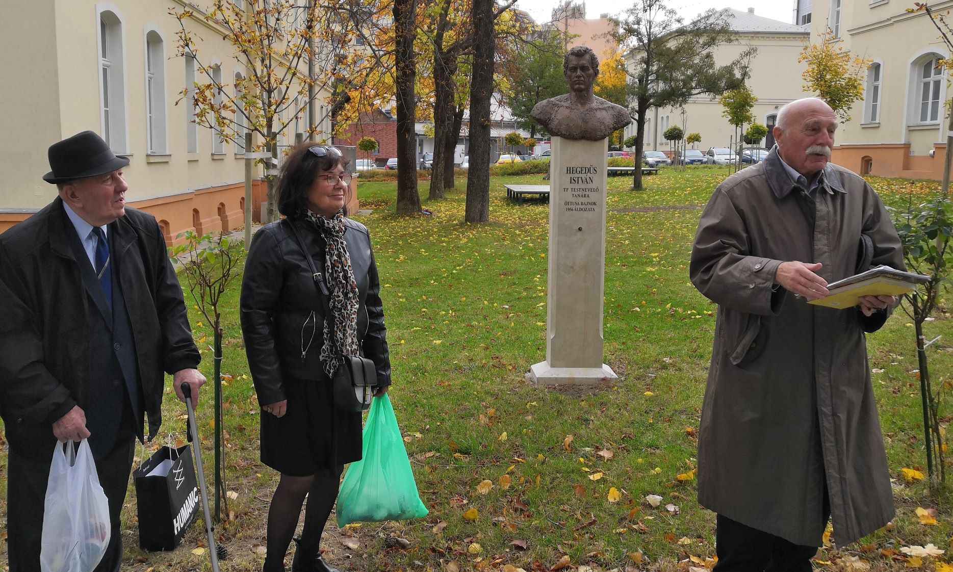 Az 56-os „pesti srácokra” emlékeztünk