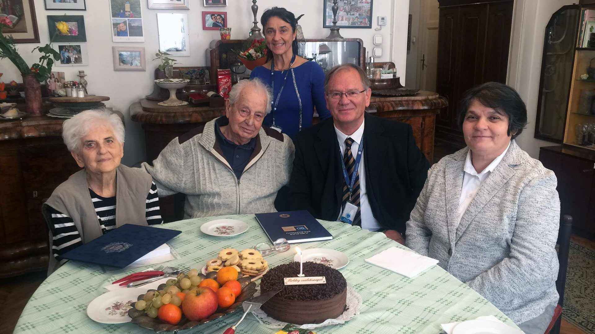A 90 éves Rókusfalvy Pál professzort köszöntöttük