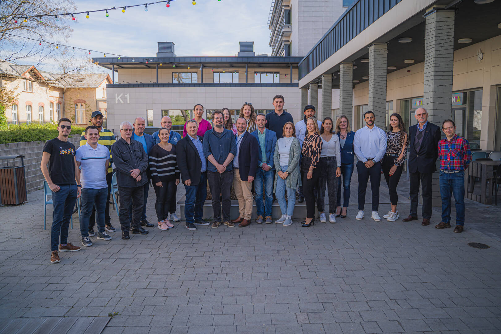 International coaching course opens with welcome dinner