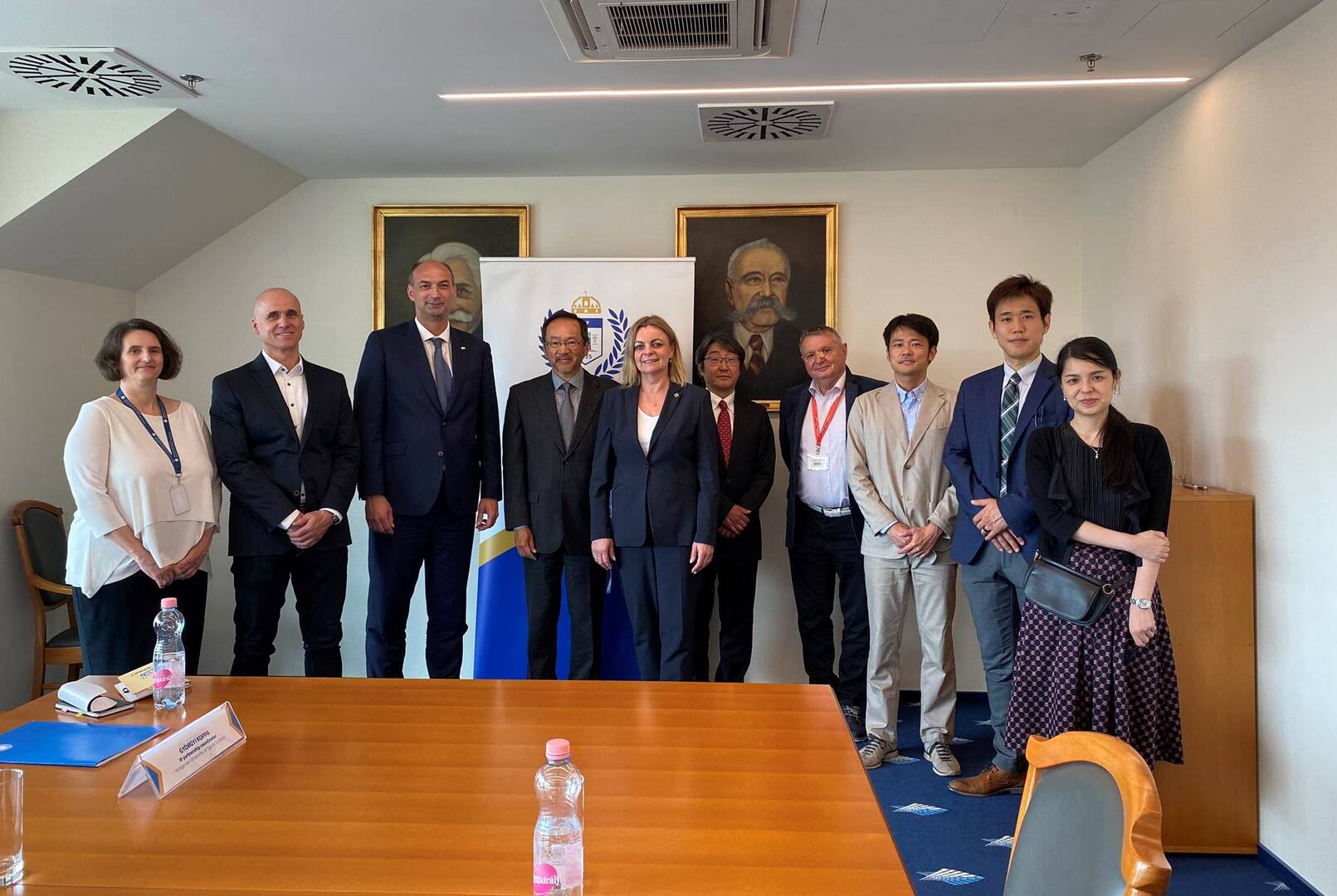 A TF-en járt Japán budapesti nagykövete