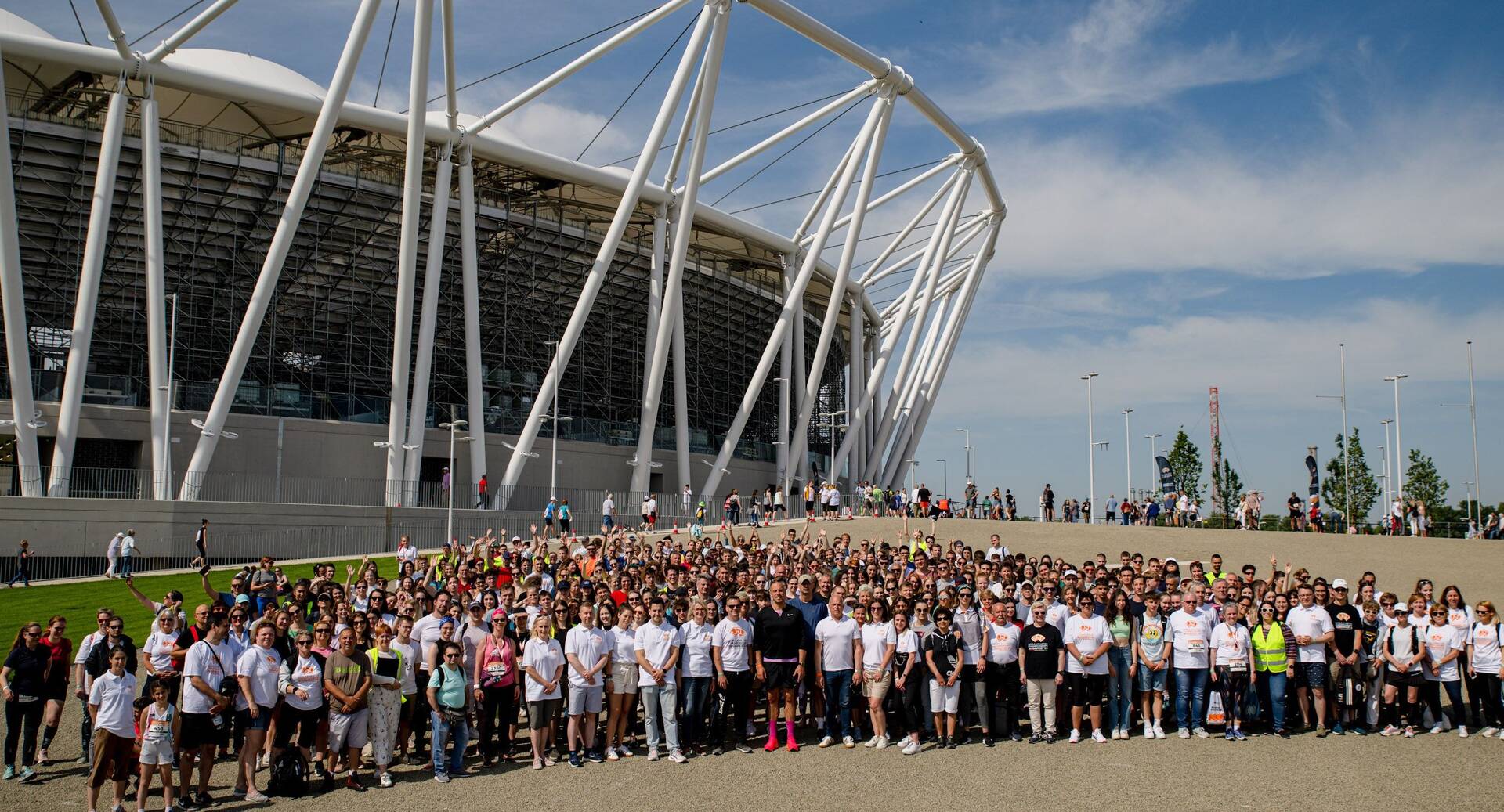 Több mint 1200 önkéntes vett részt bejáráson a Nemzeti Atlétikai Központban