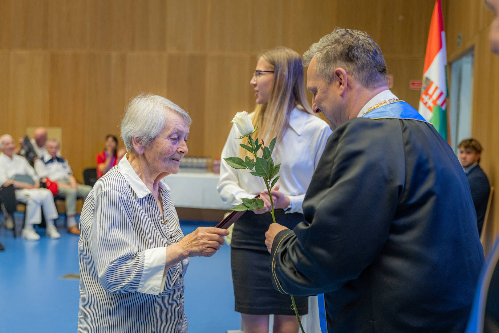 Az időseké volt a főszerep a TF jubileumi diplomaosztóján 1