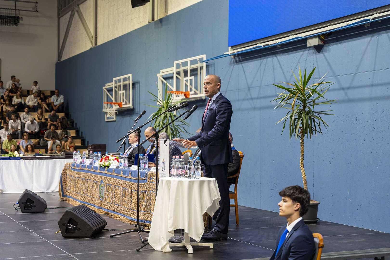 Először tartottunk nyári diplomaosztót a Dr. Koltai Jenő Sportközpontban 03
