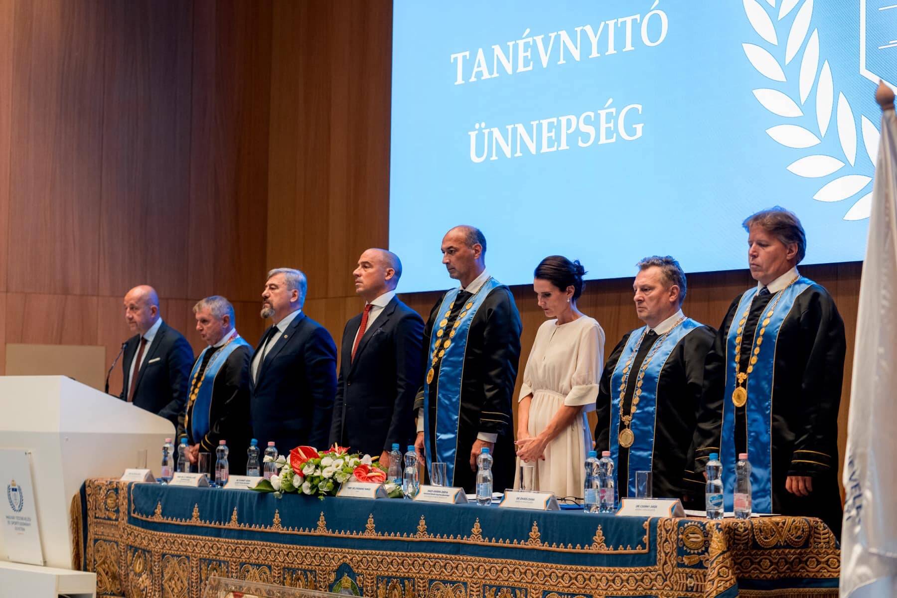 A 100. tanévnyitót tartották a TF en 3