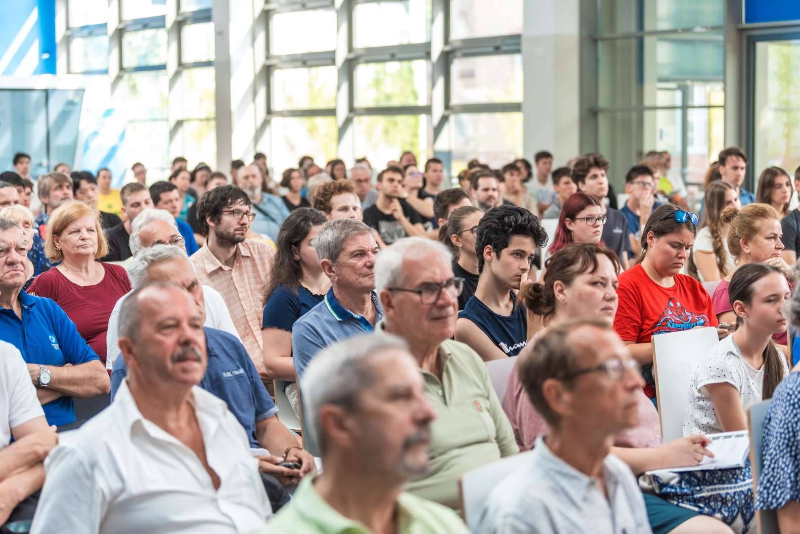 Készen állnak az önkéntestek a sakkolimpiára 3