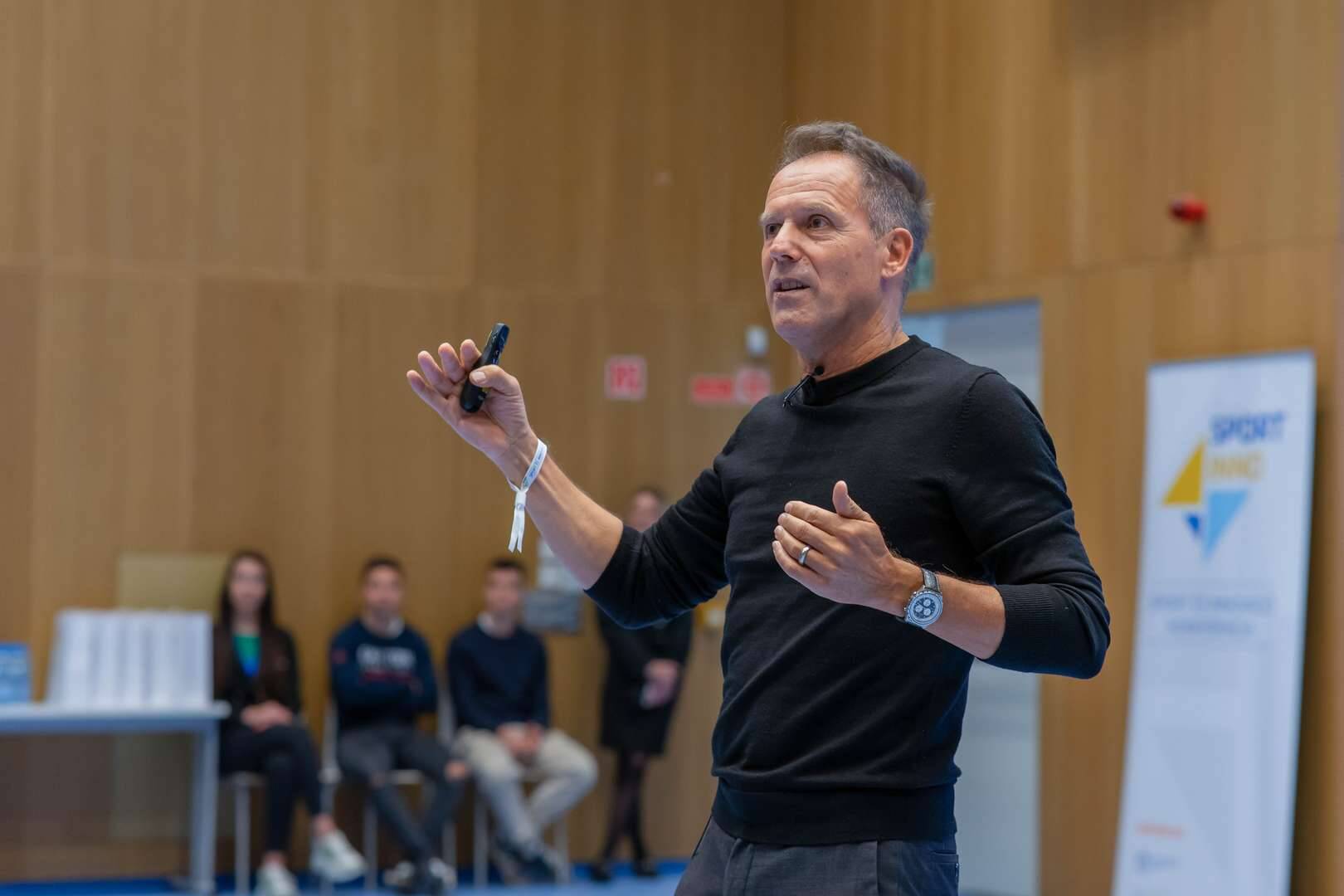 Tobb mint 1000 latogato neves olimpiai bajnokok es edzok reszvetelevel zajlott a VII. Netrisk Sport es Innovacio Konferencia 5