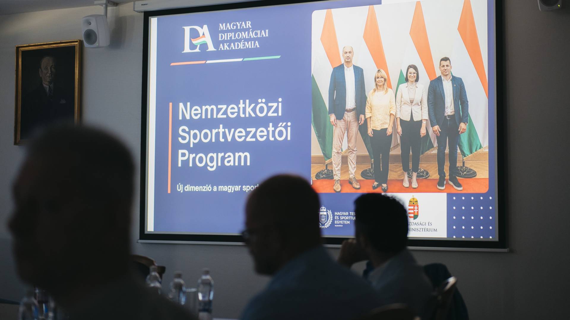 A Nemzetközi Sportvezetői Programmal és a TF megújuló MSc-szakedzőképzésével ismerkedtek a hazai szövetségek képviselői