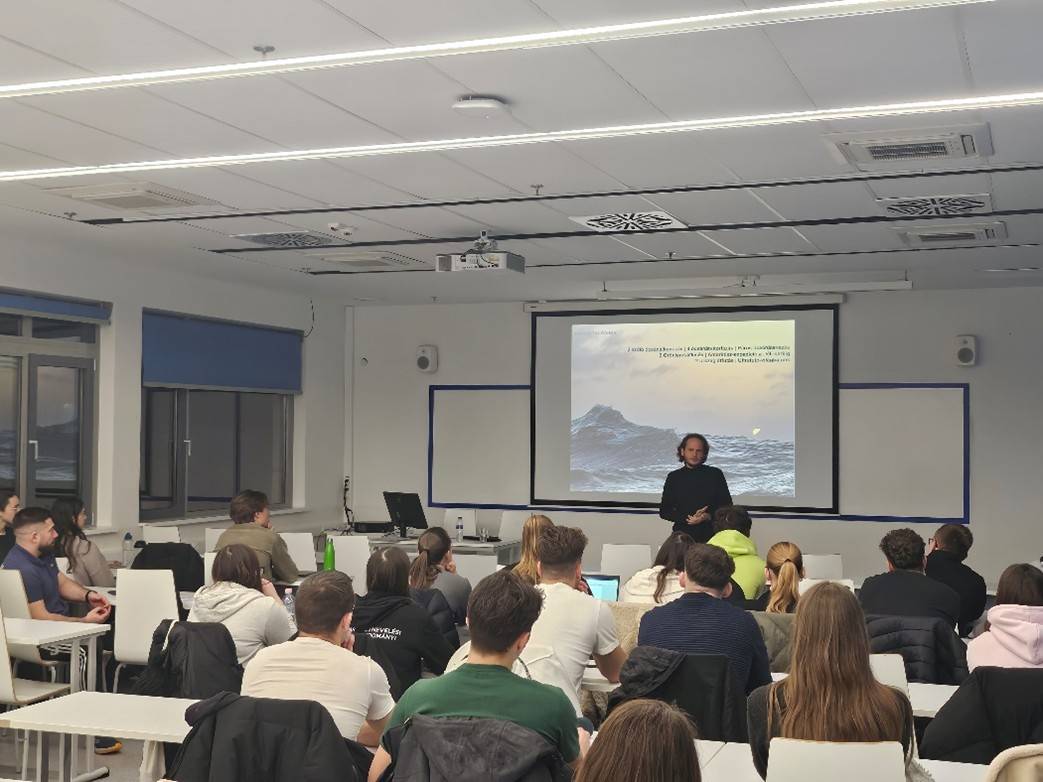 Rakonczay Gabor volt a TF vendege