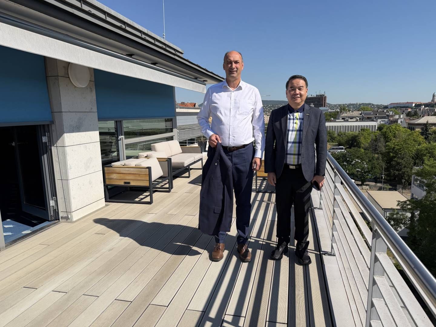 President of National Taiwan Sport University visits HUSS